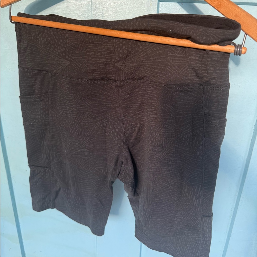Tuff Athletics Dark Patterned Shorts